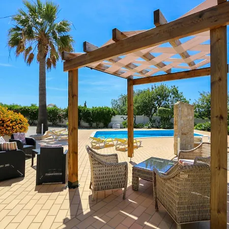 V3, Belo Horizonte Near Beach, *