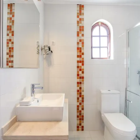 V3, Belo Horizonte Near Beach, * Albufeira