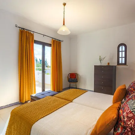 V3, Belo Horizonte Near Beach,